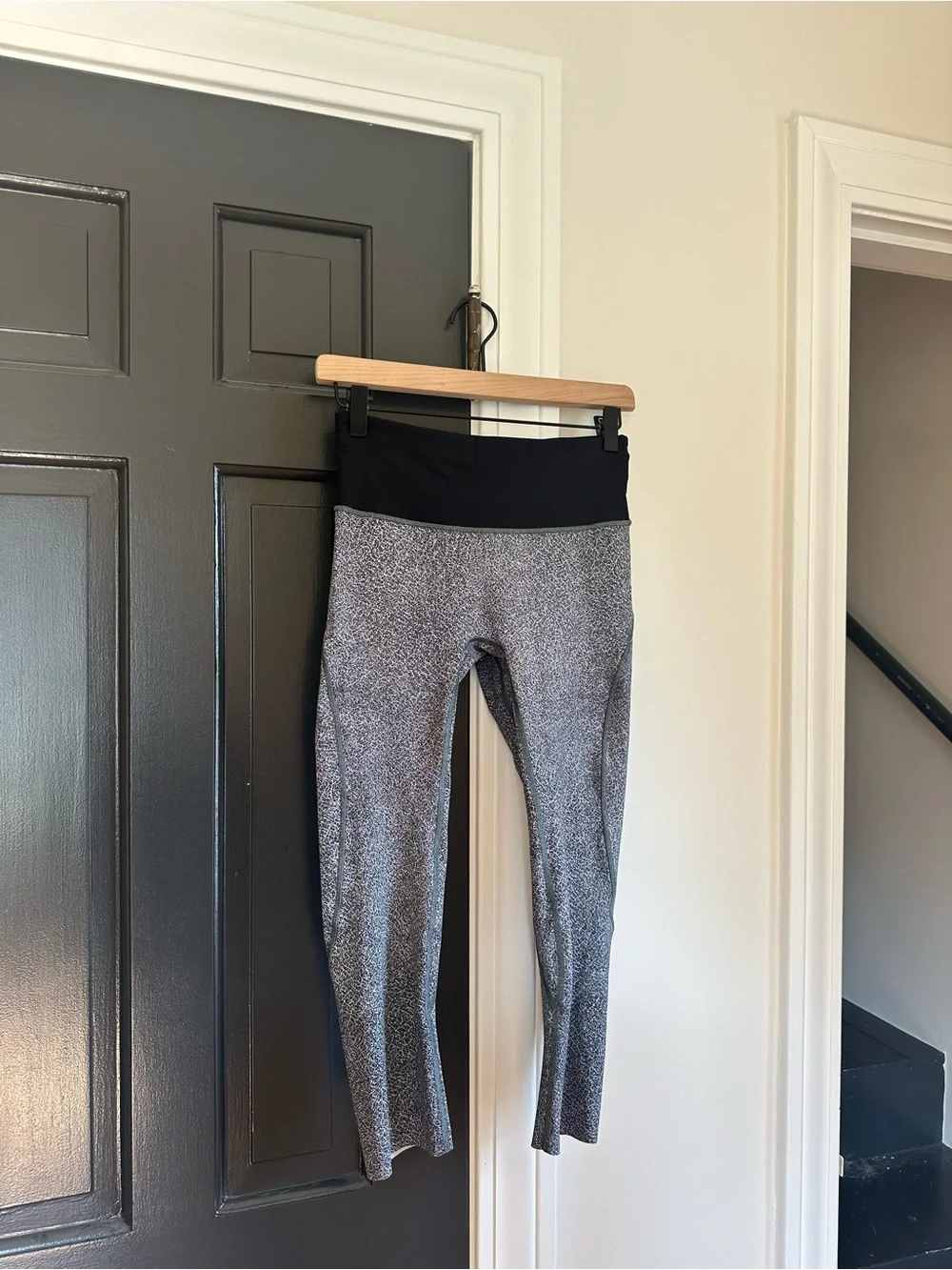 Lululemon Run The Day Crop *23